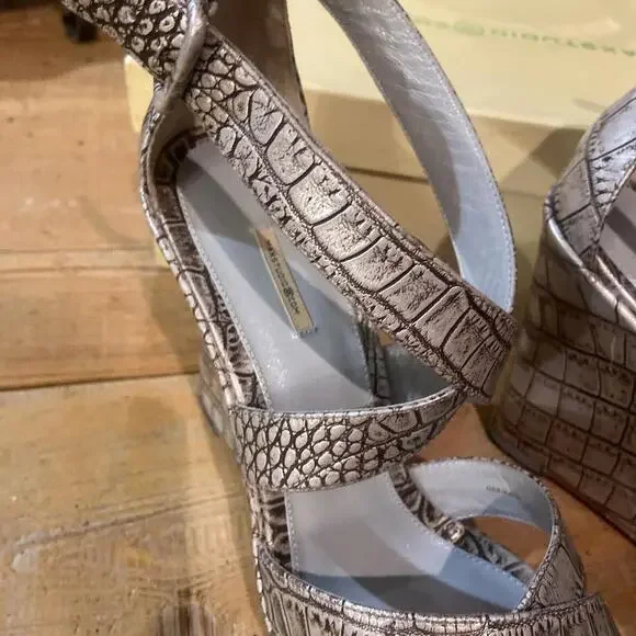 Maxstudio Germain Metallic Snake Skin Heels Size 8 M - Picture 3 of 6